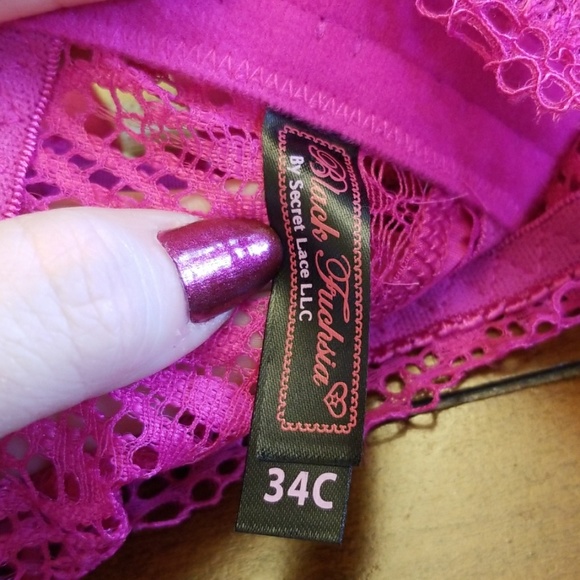 SEXY 👄 BRA - Picture 8 of 8